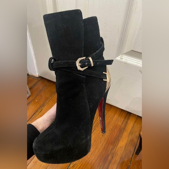 SEND OFFER Christian Louboutin Black Suede Equestrian Boot with Gold Size 6 - Picture 4 of 7